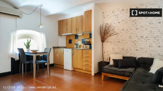 Apartamento entero de 2 dormitorios en Barcelona. - BARCELONA