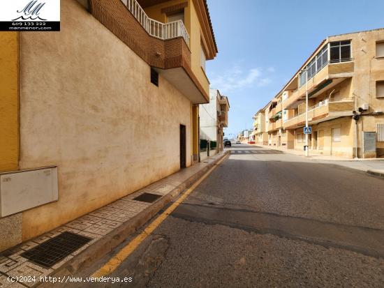 Local lcomercial 100 mt en Los Nietos. - MURCIA