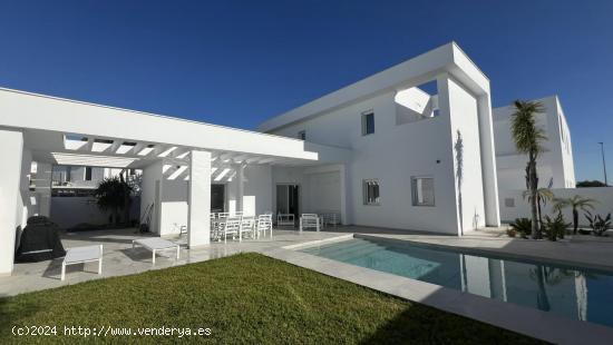  Chalet Sancti Petri en Chiclana de la Frontera - CADIZ 