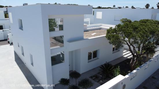 Chalet Sancti Petri en Chiclana de la Frontera - CADIZ