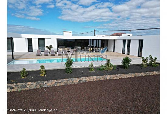 SE VENDE FANTASTICA VILLA DE LUJO, LAJARES - LAS PALMAS