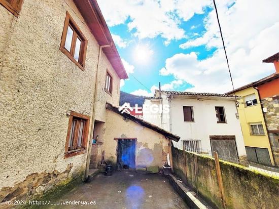 CASONA CON PATIO EN LA POLA VIEYA-ALLER-ASTURIAS - ASTURIAS