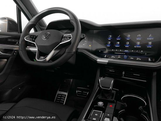 Volkswagen Touareg Nuevo  R-Line V6 3.0 TDI 210kW (286CV) BMT Tiptronic (CR75SJ12) - 