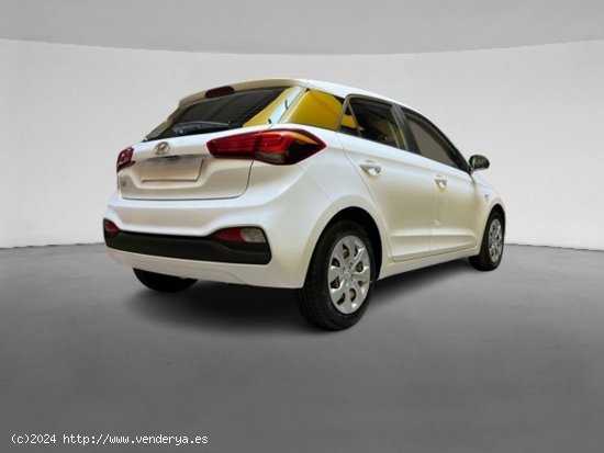 Hyundai i20  FL 1.2 MPi 61,8 kW (85 CV) MT5 2WD Classic - 