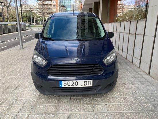 Ford Tourneo Courier 1.5 TDCi 75cv Ambiente - Barcelona