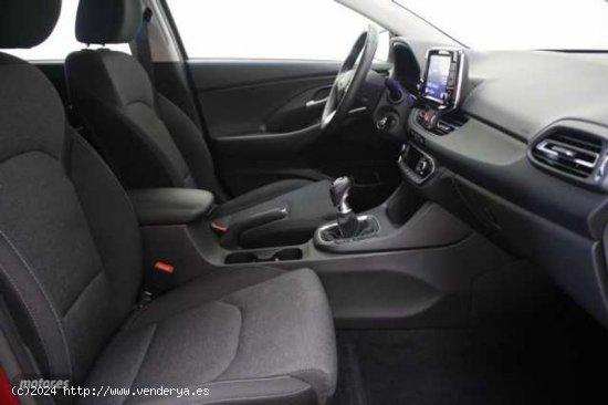 Hyundai i30 1.5 DPI Klass SLX 110 de 2023 con 13.068 Km por 20.800 EUR. en Baleares