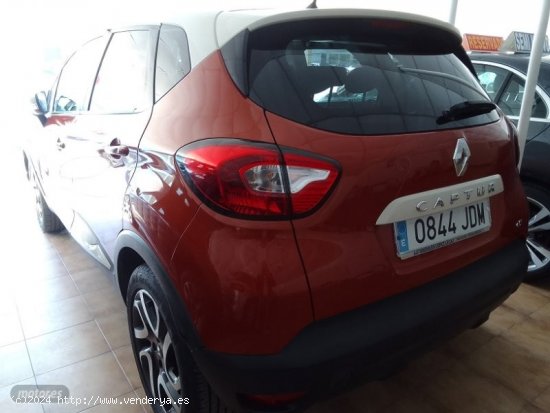 Renault Captur 1.5 DCI 90 CV. de 2015 con 145.000 Km por 12.500 EUR. en Murcia