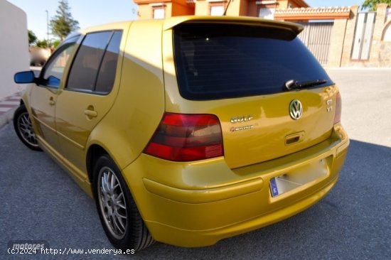 Volkswagen Golf GTI V5 KLIMATIZADOR-BBS de 2000 con 220.000 Km por 5.300 EUR. en Granada