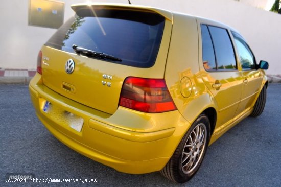 Volkswagen Golf GTI V5 KLIMATIZADOR-BBS de 2000 con 220.000 Km por 5.300 EUR. en Granada