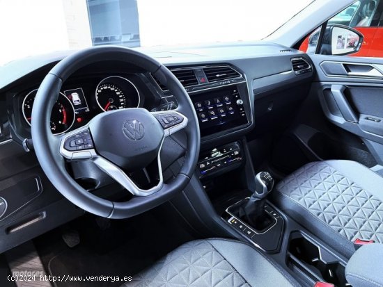 Volkswagen Tiguan 2.0 TDI Life 150 cv de 2023 con 20 Km por 37.890 EUR. en Barcelona