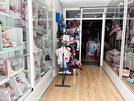 TRASPASO DE TIENDA DE ROPA INFANTIL, JUGUETES  Y COMPLEMENTOS - VALENCIA