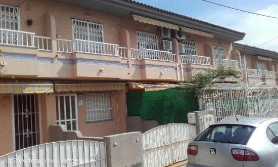 CHALET ADOSADO en San Pedro del Pinatar - MURCIA