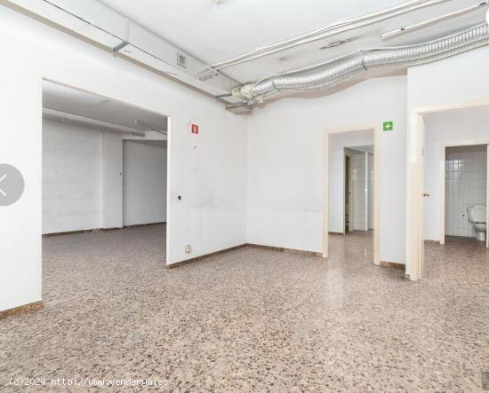 LOCAL EN VENTA EN SANTS-MONTJUÏC - BARCELONA