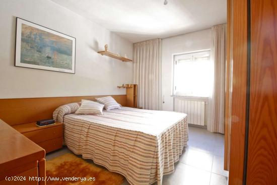  Se alquila habitación en apartamento de 4 dormitorios en la tranquila Villaverde - MADRID 