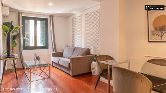  Moderno apartamento de 1 dormitorio en alquiler, cerca de la Plaza de España en Malasaña - MADRID 