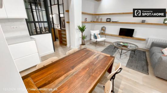 Apartamento de 2 dormitorios en alquiler cerca del Mercado Central de Valencia en Ciutat Vella - VAL