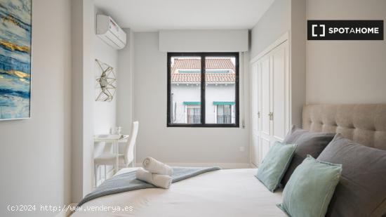 Apartamento de 2 dormitorios en alquiler en Palos De Moguer, Madrid - MADRID