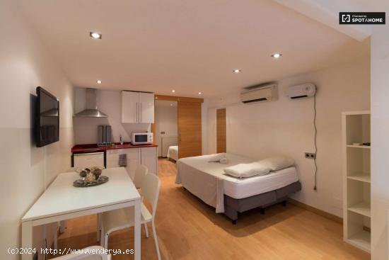 Apartamento entero de 1 dormitorio en Barcelona - BARCELONA