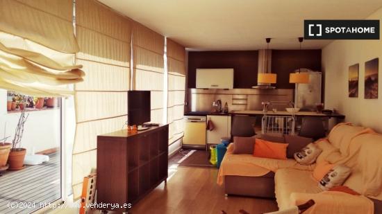 Apartamento entero de 2 dormitorios en Barcelona. - BARCELONA