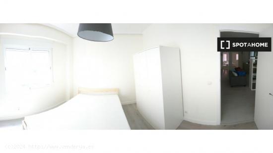 Habitación en piso compartido en valència - VALENCIA