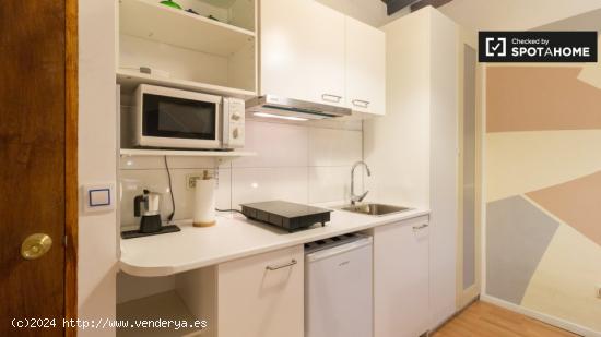 Estudio en alquiler en Barcelona - BARCELONA