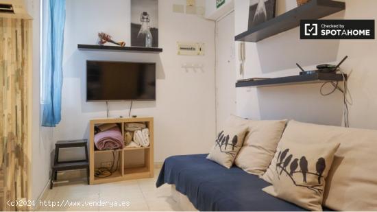 Apartamento de 2 dormitorios en alquiler en la Universidad - MADRID