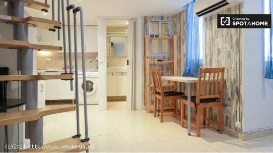 Apartamento de 2 dormitorios en alquiler en la Universidad - MADRID