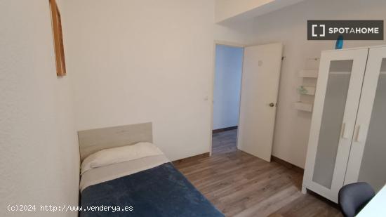 Habitación en piso compartido en Murcia - MURCIA