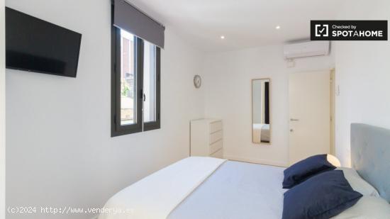 Habitaciones para alquilar en apartamento de 2 dormitorios en Barcelona - BARCELONA