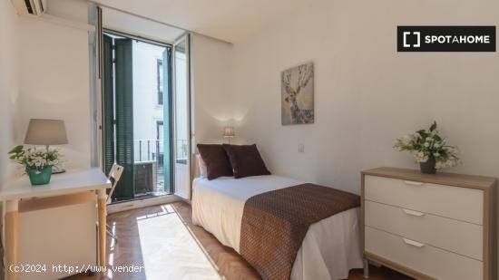 Apartamento de 3 habitaciones en alquiler en Madrid - MADRID