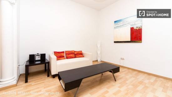 Increíble apartamento de un dormitorio junto a la Plaza Mayor, facturas incluidas - MADRID