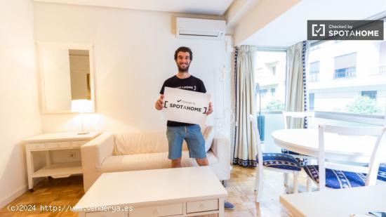 Luminoso apartamento de 1 dormitorio en alquiler en el exclusivo barrio de Salamanca - MADRID