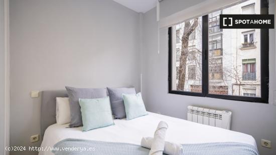 Apartamento de 2 dormitorios en alquiler en Palos De Moguer, Madrid - MADRID