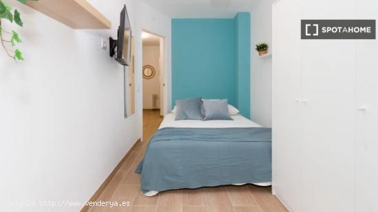 Se alquila habitación en piso compartido en Alcalá de Henares - MADRID