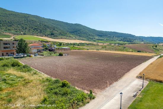  Terreno Urbano en Venta en Cirauqui- Navarra - NAVARRA 