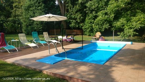 CHALET CON PISCINA Y FINCA EN MANIÑOS, FENE - A CORUÑA