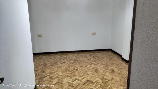 DISPONIBLE A LA VENTA PISO EN PALENCIA - PALENCIA