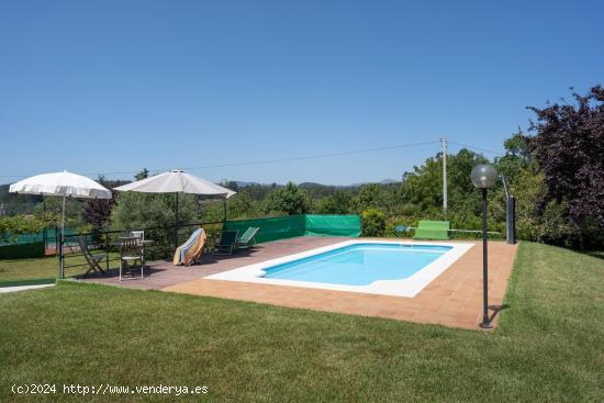 Espectacular casa con piscina, pista de tenis, gimnasio y asador en Salvaterra de Miño - PONTEVEDRA