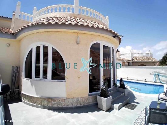 Villa de estilo Neptuno en el popular Sector D - MURCIA