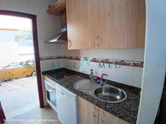 3 DORMITORIOS 1 BAÑO CHALET CON PISCINA PRIVADA - MURCIA