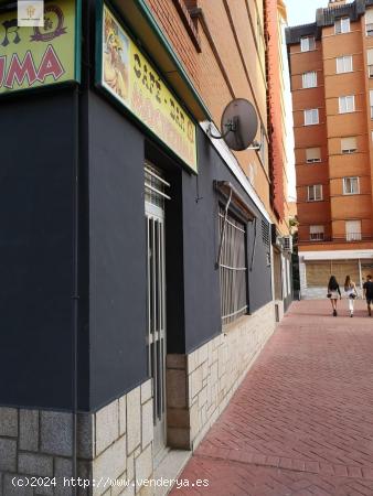 Se VENDE BAR en zona MOCTEZUMA - CACERES