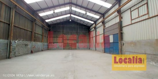 Nave industrial de 800m² con amplia campa Camargo