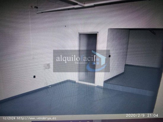 SE ALQUILA LOCAL/ 90 METROS/ BERNABÉ CANTOS/ 450 €