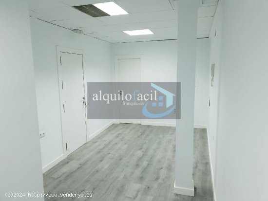 SE ALQUILAN 2 OFICINAS/ CALLE MAYOR / 250 € Todo incluido