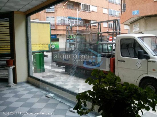 SE VENDE LOCAL/ GABRIEL CISCAR/ 84 METROS/ 120000€