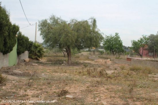 TERRENO DE SUELO SIN EDIFICAR RESIDENCIAL