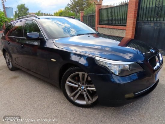 BMW Serie 5 520D AUT PANORAMICO-PIEL INDIVIDUAL-KLIMA-BIXENON-PARKT de 2009 con 237.000 Km por 6.900