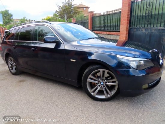 BMW Serie 5 520D AUT PANORAMICO-PIEL INDIVIDUAL-KLIMA-BIXENON-PARKT de 2009 con 237.000 Km por 6.900