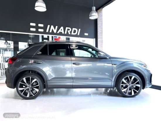 Volkswagen T-Roc 2.0 TDI DSG R-Line Automatico 150 cv de 2024 con 20 Km por 40.890 EUR. en Barcelona