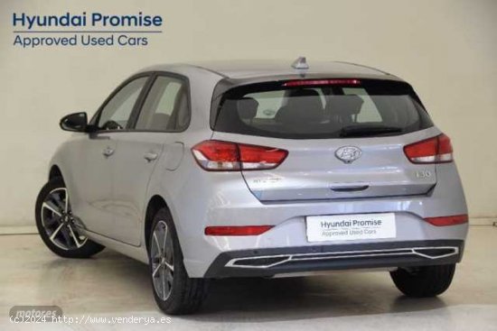 Hyundai i30 1.5 DPI Klass SLX 110 de 2023 con 25.951 Km por 19.200 EUR. en Alicante